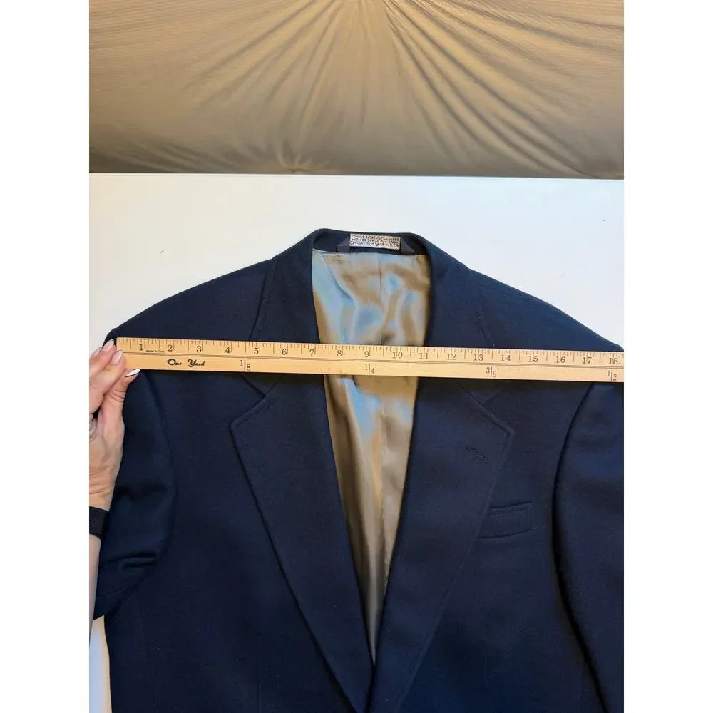 Lands’ End Men’s 38R Navy Blue Wool Blazer Gold Buttons Preppy Trad Ivy League